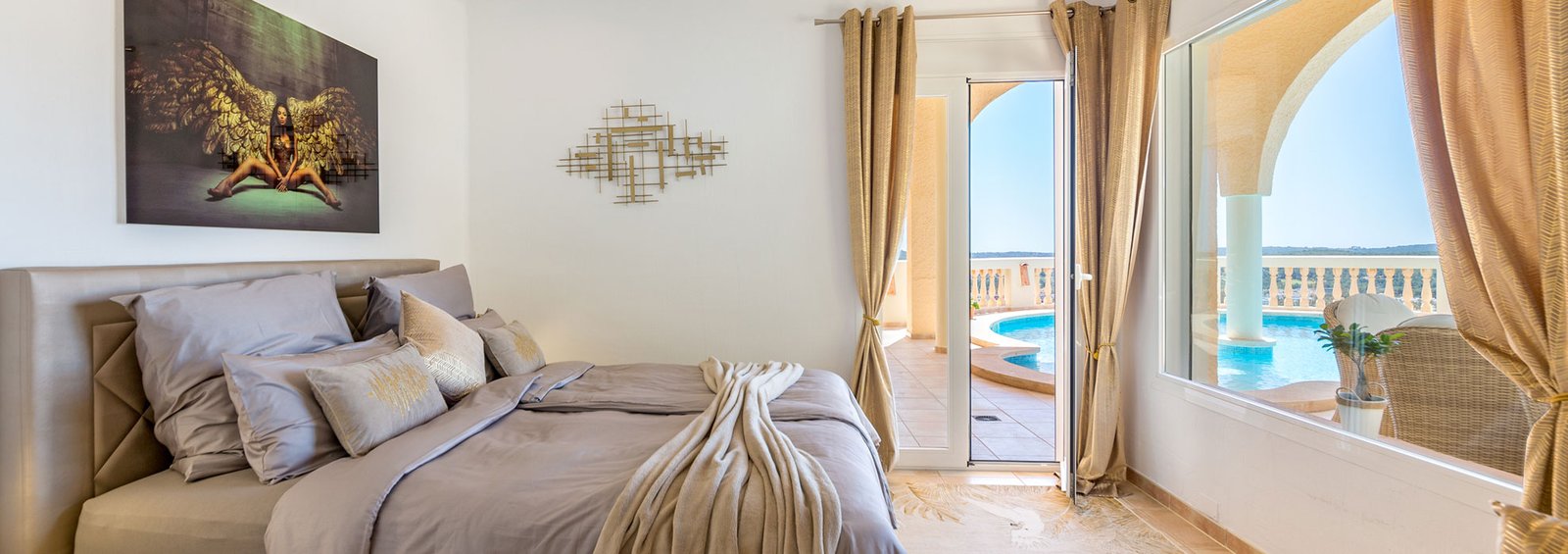 Bedroom - villa with pool - Mallorca