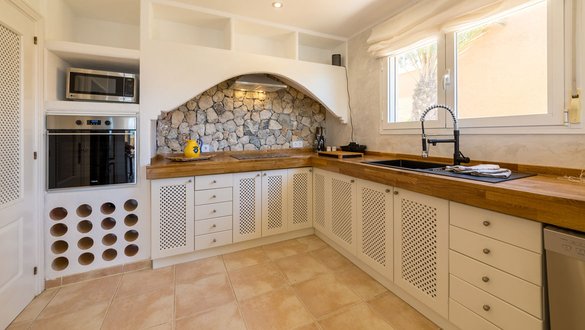 Kitchen - villa Santa Ponca